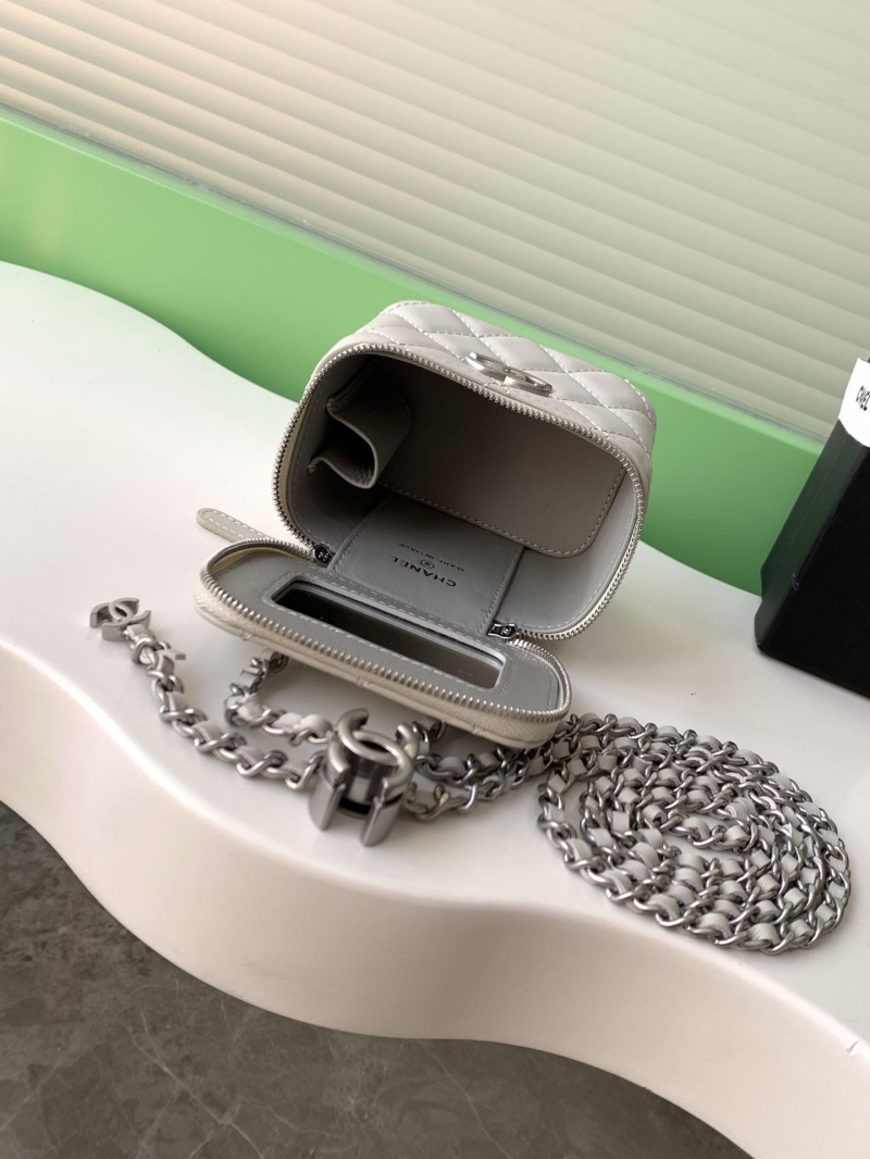 Ch**el cosmetic bags